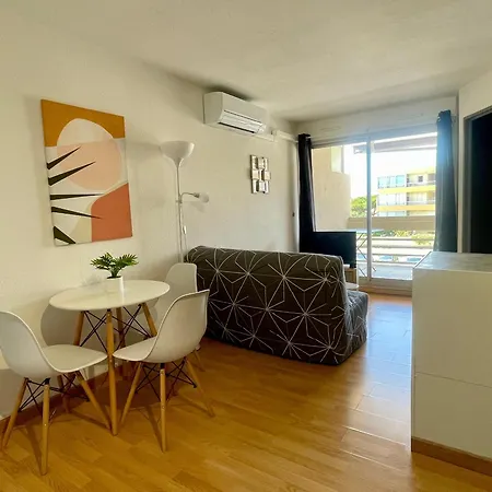 Apartmán Cosy 2 Pieces Avec Wifi, Terrasse Ouest, 50m Et Commerces - Sud - Fr-1-748-21 Canet-en-Roussillon